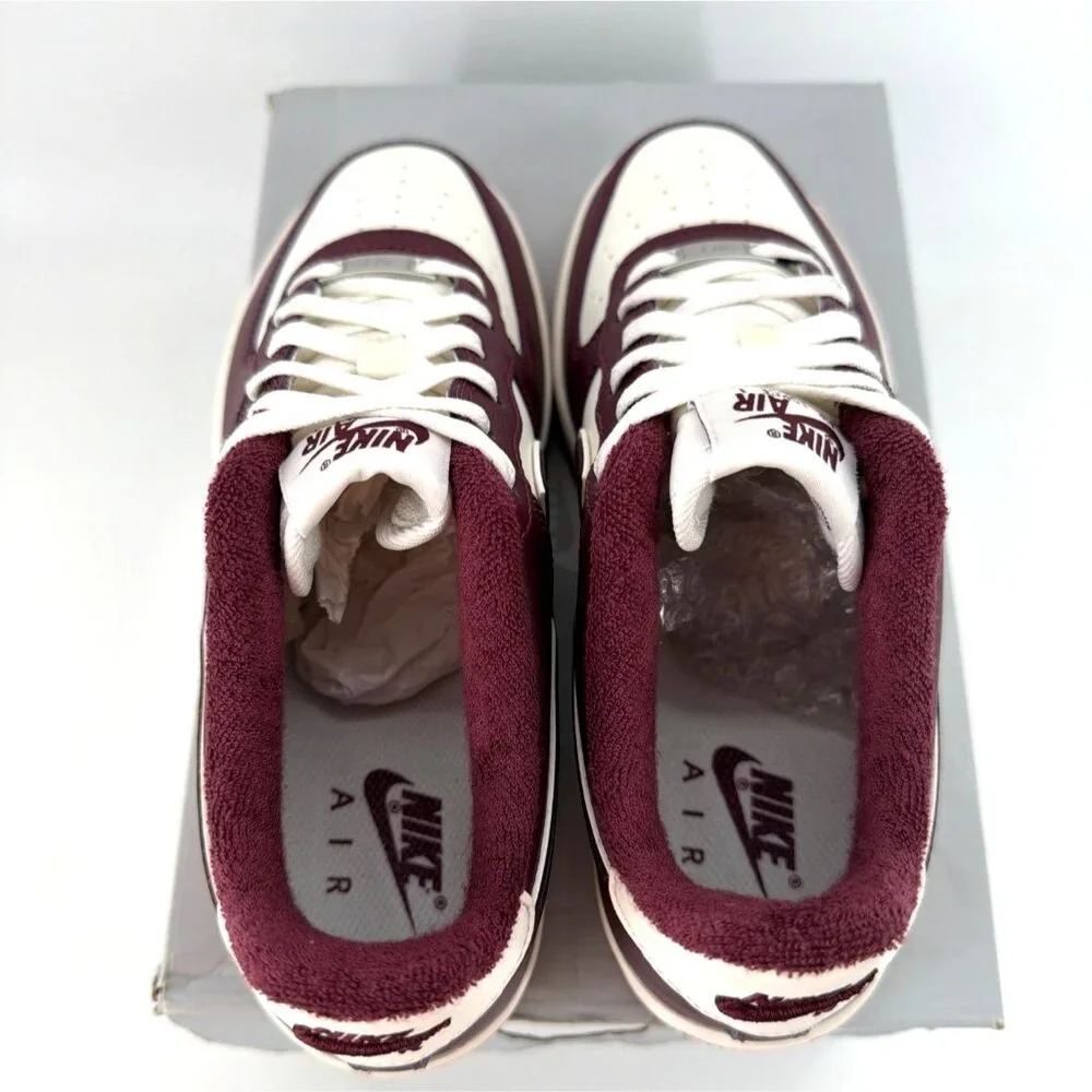 Nike GS Kids Air Force 1 LV8 Basketball Sneakers White Maroon Size 5.5Y